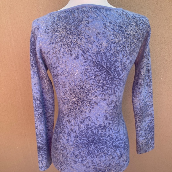 Nieman Marcus 100% Cashmere Collection Blue Floral Sweater Size Small - Picture 8 of 12